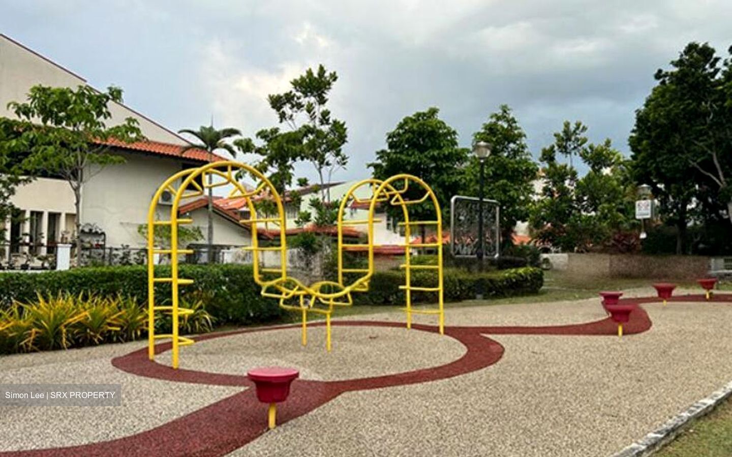 Sennett Avenue (D16), Semi-Detached #461779551